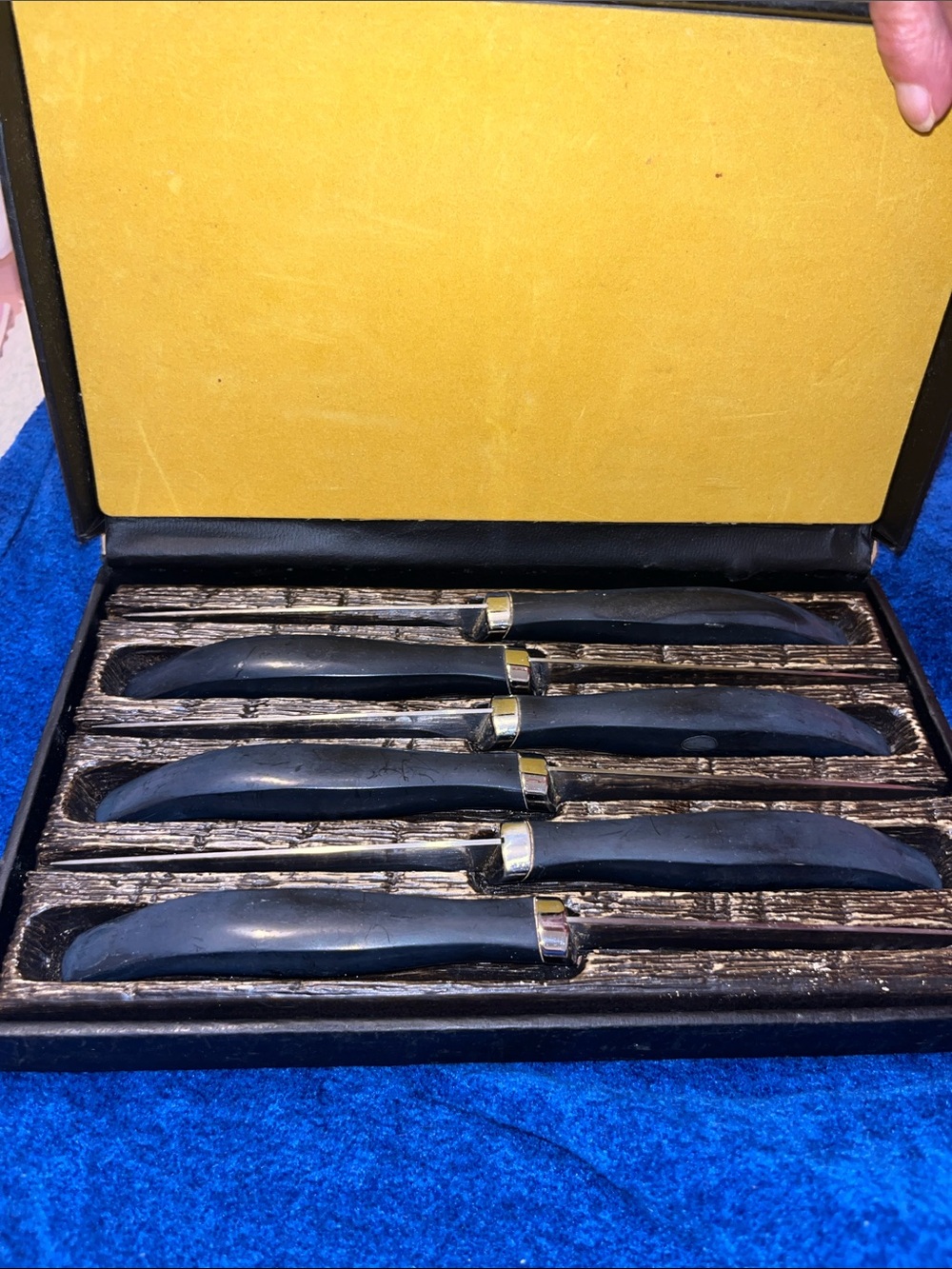 Black Handle Steak Knife Set with Gold Accents - 6 Piece
